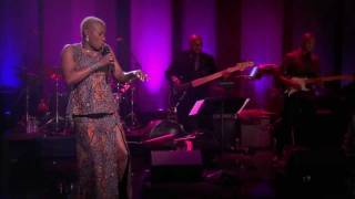 Angelique Kidjo sings Batonga Live [upl. by Yrevi]