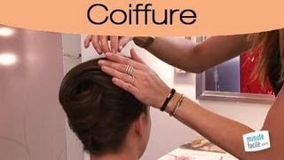 Comment faire un chignon banane [upl. by Hgielra]