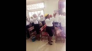 Chorale les Colombes d’Owendo SNI dans quot recherchons la paixquot du VP Elvis Obiang culte du 20102024 [upl. by Rydder]