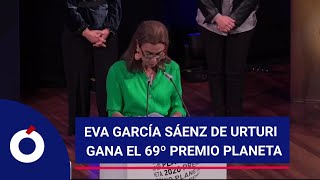 Eva García Sáenz de Urturi gana el Premio Planeta [upl. by Cosmo997]