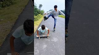 Skating best jumper public reactions😱 😰skatersskateboardinline skatesshortsyt shorts [upl. by Wandie54]