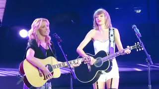 Smelly Cat By PhoebeLisa KudrowTaylor Swift friends lisakudrow viral taylorswift funny cats [upl. by Kela]