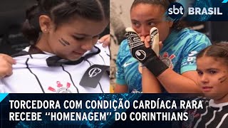 Corinthians muda lado de escudo para homenagear torcedora com condição rara  SBT Brasil 191124 [upl. by Nivlam]