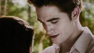 Twilight Breaking Dawn Part 1 Movie Review Beyond The Trailer [upl. by Tamarah]