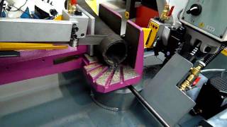 Machtech Optimum 275 Bandsaw cutting reinforced rubber [upl. by Shing4]