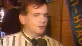 Lancement Laser StHyacinthe LHJMQ 1988  Reportage Robert Rivest TVA CFTM Canal 10 [upl. by Ofori548]