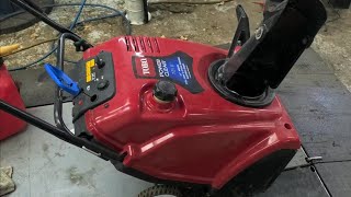 Toro 721 Power Clear Single Stage Snowblower Walkaround [upl. by Navanod172]