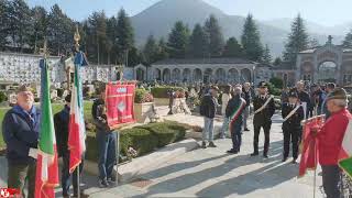 Corteo al Cimitero per onoranze ai caduti e deposizione corona dalloro [upl. by Annitsirhc]