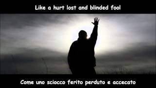 REM  Losing My Religion Lyrics amp Traduzione [upl. by Nahtanohj224]