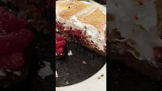 Torta Meringata dolce shortsfeed [upl. by Aihsak904]