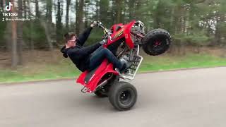 wheelies on the 400ex 400ex savesportquads wheelie [upl. by Talich234]