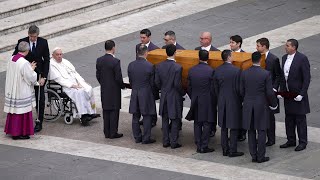 Funerali di Papa Ratzinger addio a Benedetto XVI esequie in diretta video da San Pietro [upl. by Shaylynn]