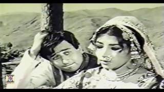 O MERE SHOKH SANAM Hit Song  PAKISTANI FILM SANGDIL [upl. by Nochur23]