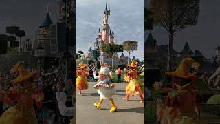 Disneyland Paris Halloween Parade 🎃👻🦇 [upl. by Granlund919]