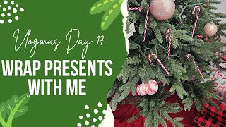 VLOGMAS Day 17  Wrap Presents With Me  Michelle Marie Budgets [upl. by Nassah520]