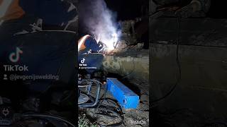 Excavator bucket hook welding Сварка крюка экскаватораekskavatori metināšana сварка [upl. by Estey485]