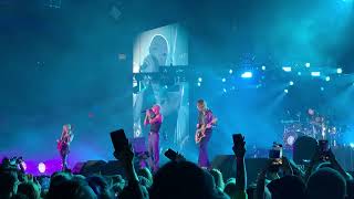 Måneskin  Coraline  20230929 Allstate Arena Rosemont Chicago [upl. by Dowell]