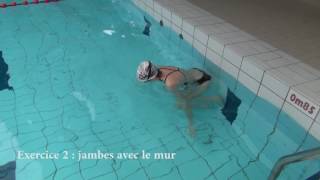 Apprendre la brasse  Le mouvement des jambes [upl. by Berkow]