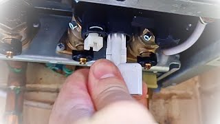 How To Repressurise A Worcester Boiler [upl. by Lahcsap]