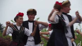 Traditional Alsatian Folk Dancing 2018 during the Streisselhochzeit a Seebach [upl. by Enirahtac]