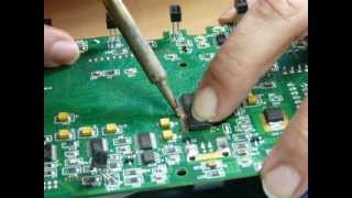 How to solder fine pitch smd ic without special tools Κόλλημα smd χωρίς εργαλεία [upl. by Llenel]