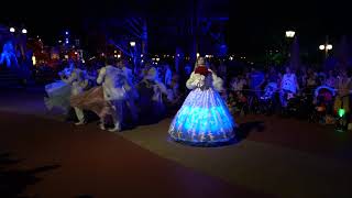 Haunted Mansion bride in BooToYou parade at Disneys MNSSHP 2019 [upl. by Luhey]