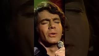 Neil Diamond  Sweet Caroline LIVE 1969 [upl. by Romain423]