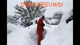 LEVEN IN ZWEDEN Ingesneeuwd amp boerenkool drogen [upl. by Etteniuq476]