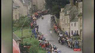 Tetbury Woolsack Race to return after four year hiatus in Gloucestershire UK 18May2024 [upl. by Kablesh]