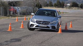 MercedesBenz C Estate 2018  Maniobra de esquiva moose test y eslalon  km77com [upl. by Engleman]