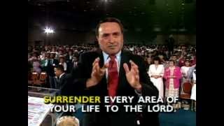 Morris Cerullo prays for Rededication to God [upl. by Nibroc163]