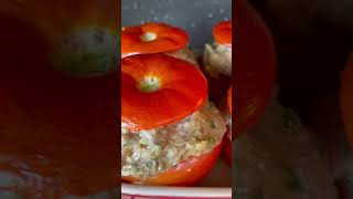 Tomates farcies en cuisson miam 😋 bon appétit [upl. by Birkett]