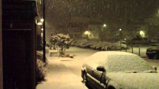 Early snow in Dublin Ireland November 28 2010 [upl. by Towland]