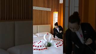 😍 Creating Romantic Vibes Towel Art Bed Decor For Couples [upl. by Yleen534]