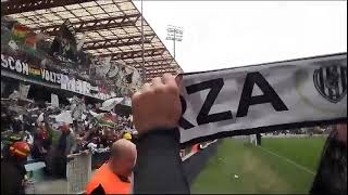 CesenaPescara 202324 Curva Mare tifosi ultras sciarpata con Romagna Capitale prima della partita [upl. by Pinsky]