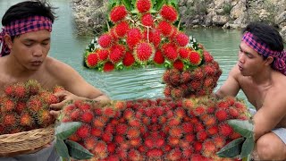 PeaRom primitive live in jungle  cooking rambutan fruit to rambutan juice in jungle [upl. by Aneeras774]