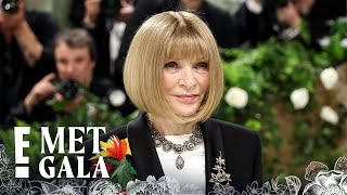 Anna Wintour Looks Effortlessly ELEGANT on the Met Steps  2024 Met Gala [upl. by Settera]