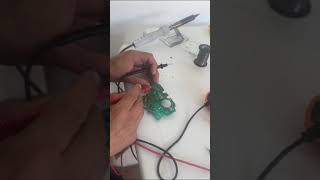 Reparo Controle XBOX ONE MODELO 1697 [upl. by Oeniri857]