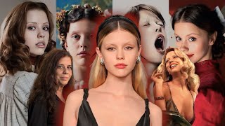 Tudo Sobre Mia Goth  A Nova Rainha do Terror [upl. by Dickinson202]