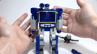 Transformers Retro 40th Anniversary SOUNDWAVE Review [upl. by Ahsenar]