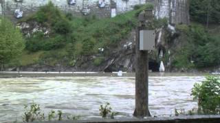 Reportage  Inondation du Sanctuaire de Lourdes  soir du 20 octobre 2012 [upl. by Kenley464]