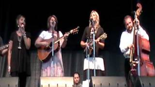 The Isaacs  Bluegrass Gospel Medley  Romp 2010 [upl. by Taima]