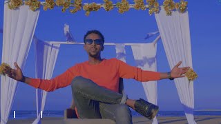 AWALE ADAN  CAJABEEY CAJAIB   Official Music Lyrics [upl. by Eadrahs]