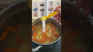 Kartoffelsuppe  einfaches Rezept  Kinderleichte Becherküche [upl. by Mohandis957]