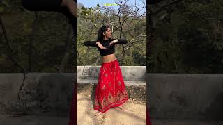 Vartika Jha💃🔥Dance shorts ytshorts UnakkulNaane vartikaJha VartikaJhaWorld Indias Best Dance [upl. by Yeoz]