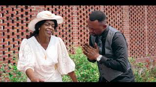 MAMAN PETRONIE UMBA FEAT JOSE NZITA CLIP WA BINGELENGELE [upl. by Innavoeg]