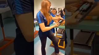 Maria Karlsen er sterk i klypa håndbak armsports armwrestling [upl. by Onairpic200]