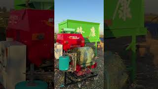 baling has a better sealing effect Silage BalerBalerSilage Baler Film Wrapping Machine [upl. by Seedman]