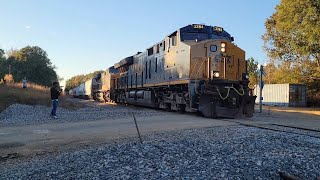 CSX 3384 leads M60221 southbound by Durand Ga 102322 [upl. by Eocsor]