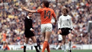 Johan Cruyff Las Mejores Jugadas De Un Genio [upl. by Noitsuj]